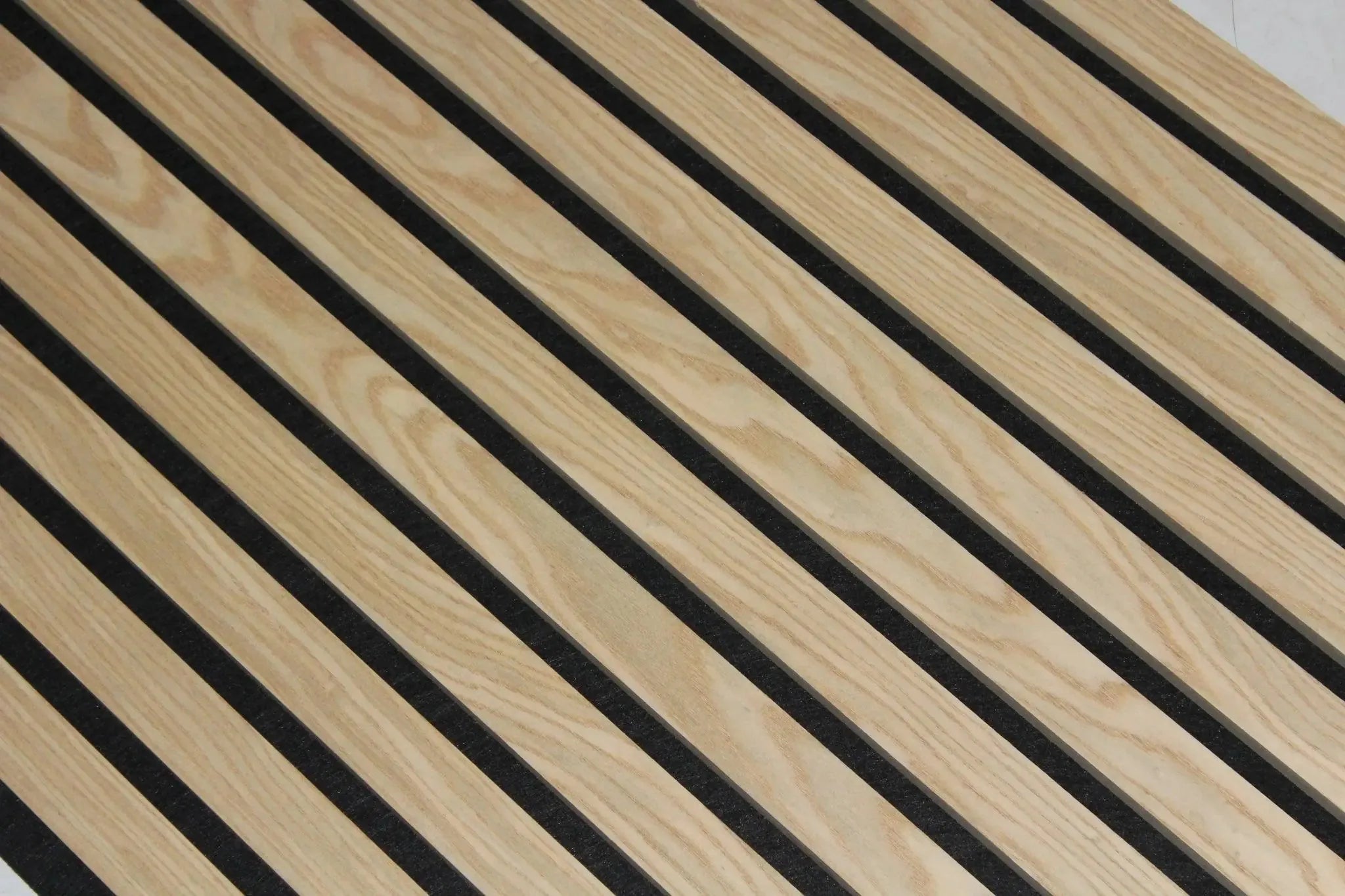 wandbekleding akoestisch Gerookt Eiken – Wall panel