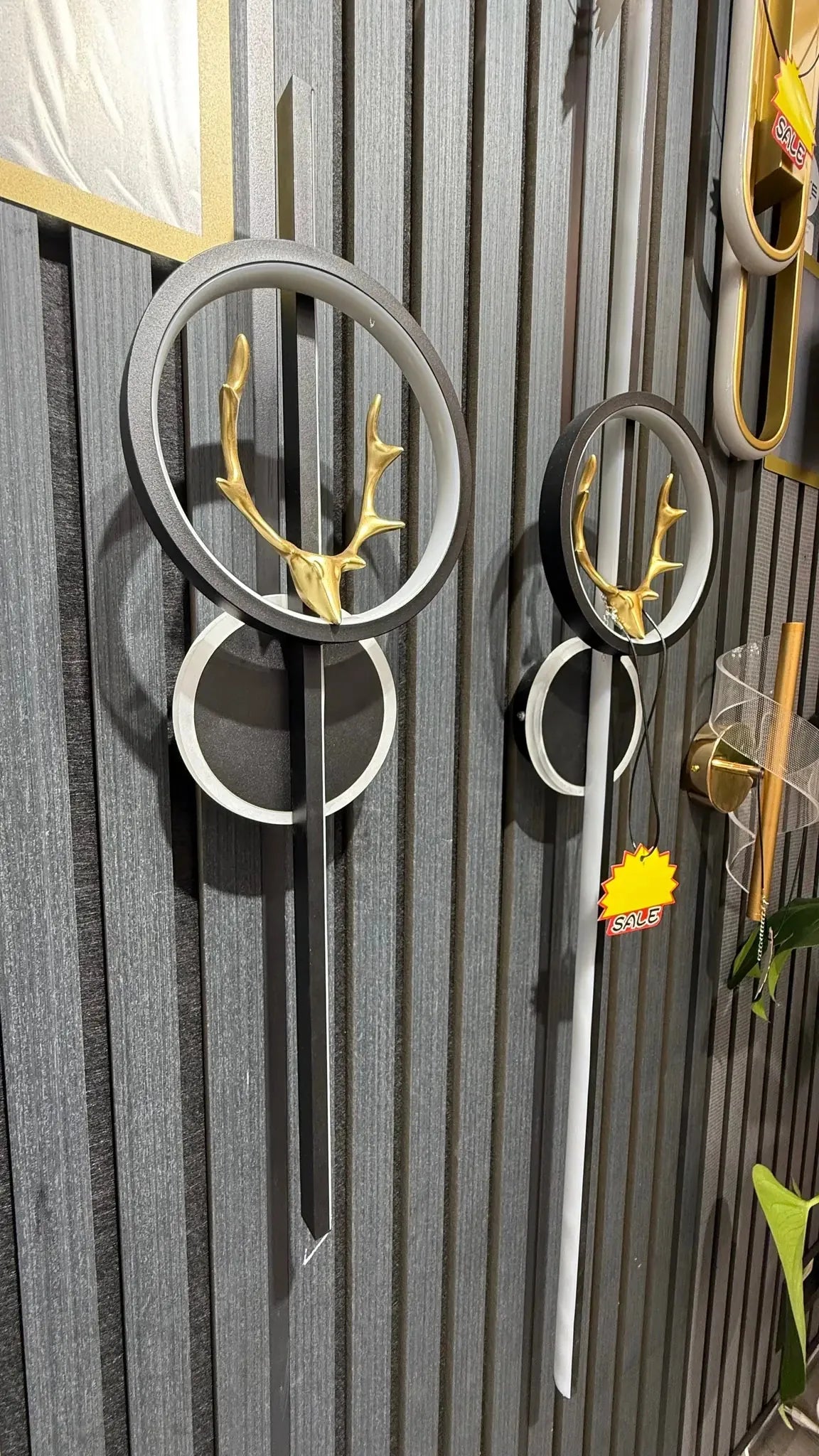 Moderne Gouden Wandlamp met LED & Klok – Wandlampen