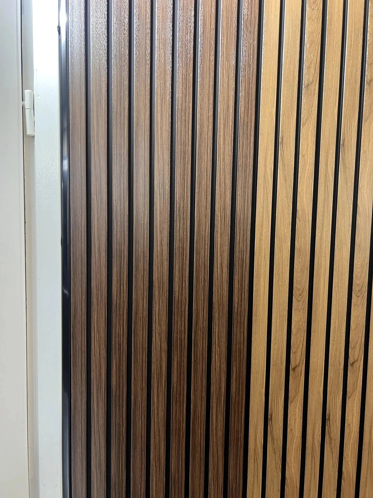 Warme Kunststof Wandpanelen Walnoot – Wall panel